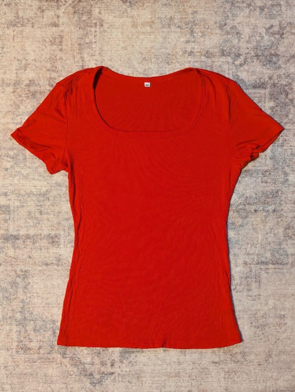 Women's Scoop Neck Short Sleeve Tee - Red